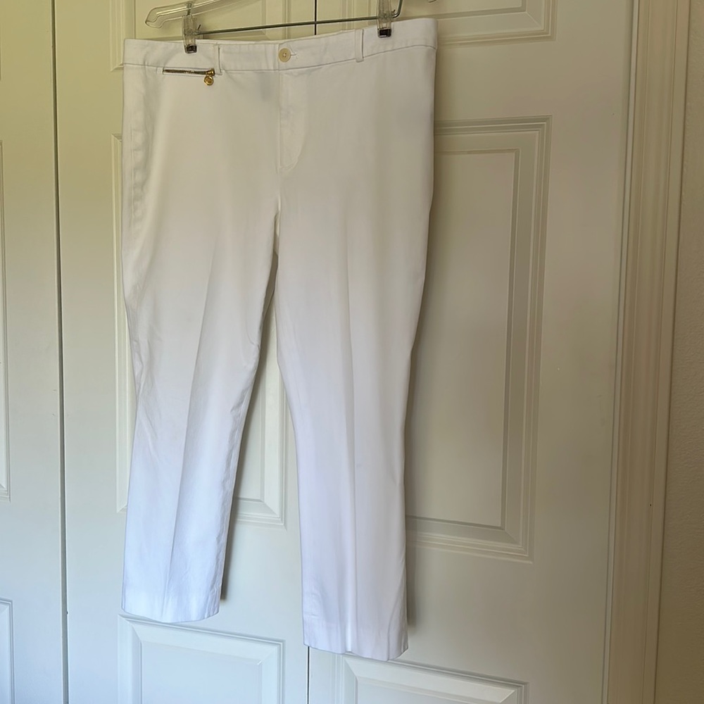 Lauren Ralph Lauren white ankle pants size 16 a wardrobe must have